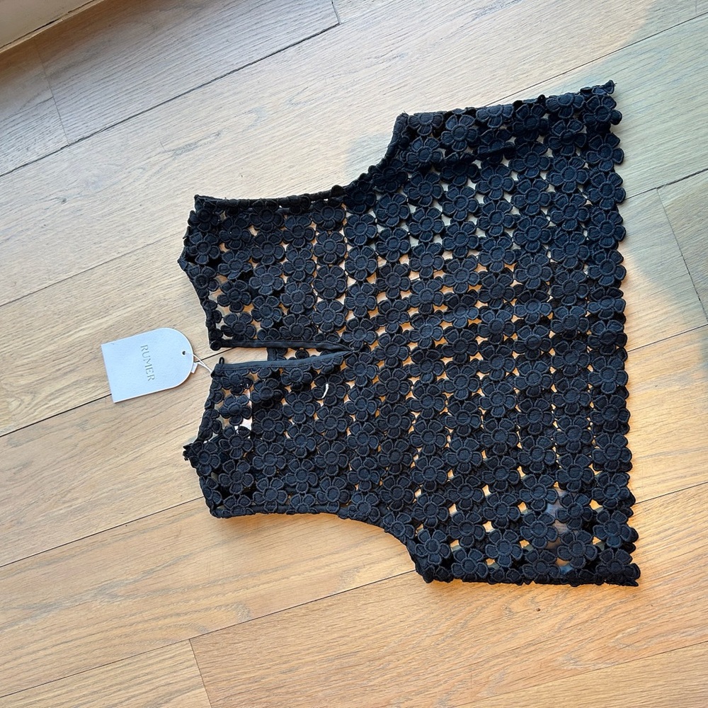 Capri set from Rumer - Picture 16 of 16